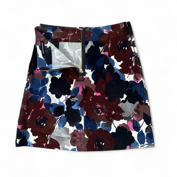 Express Size 4 Floral A-Line Skirt - Picture 2 of 5